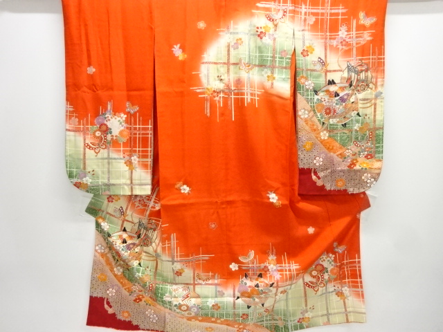 アンティーク　糸巻きに桜・蝶模様刺繍着物(重ね衿付き)